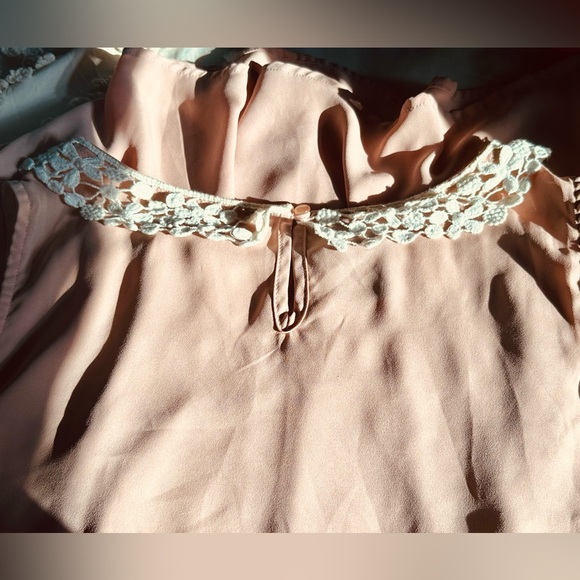Ballerina Lace Collar Flowy Dusty Pink Top - Picture 7 of 8